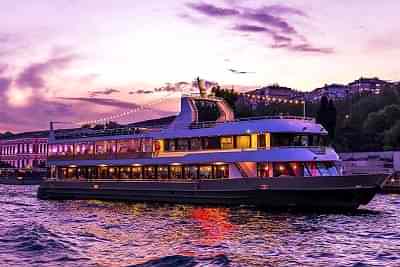 istanbul bosphorus dinner night cruise